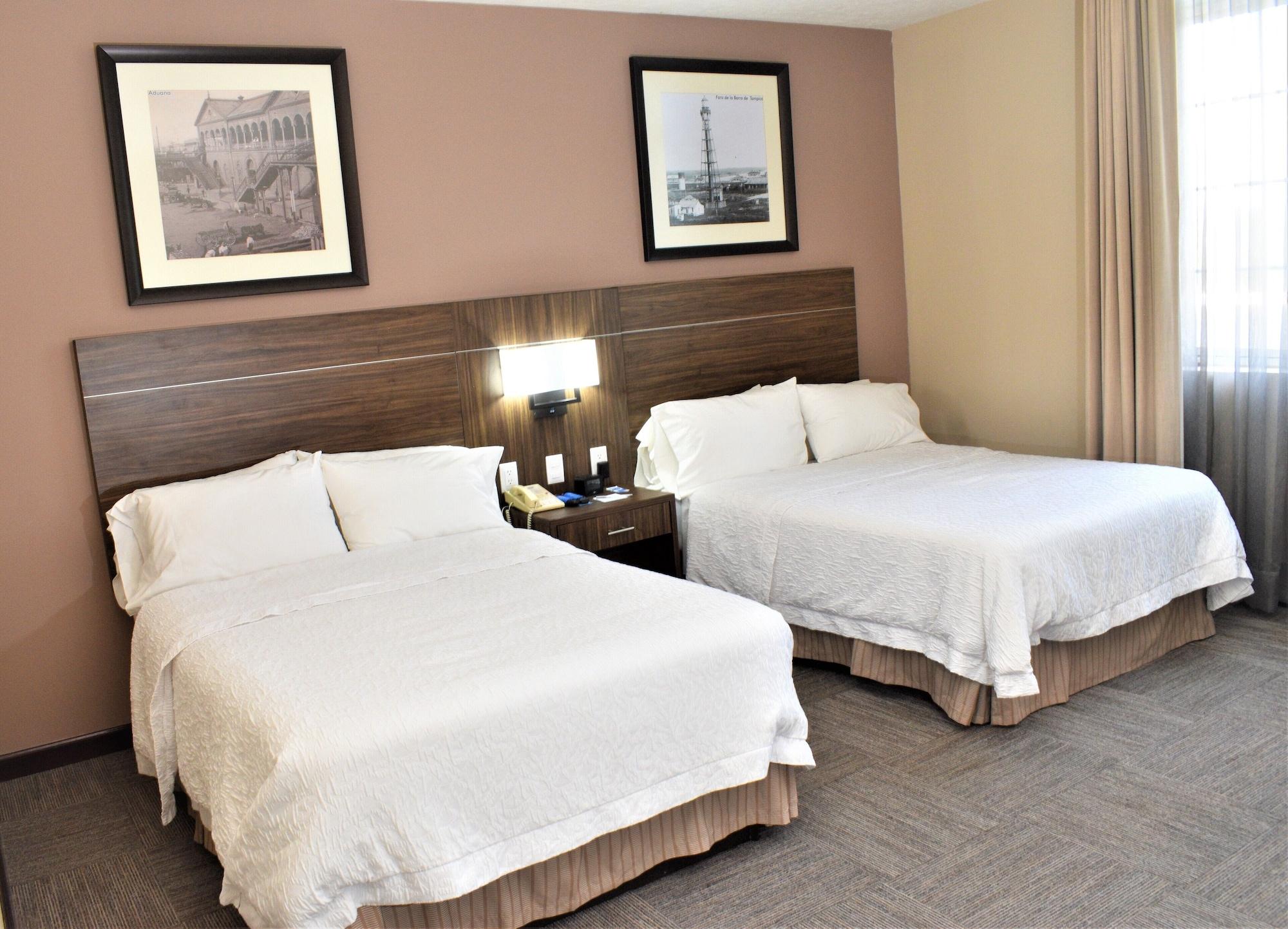 Hampton Inn Tampico Zona Dorada Eksteriør billede