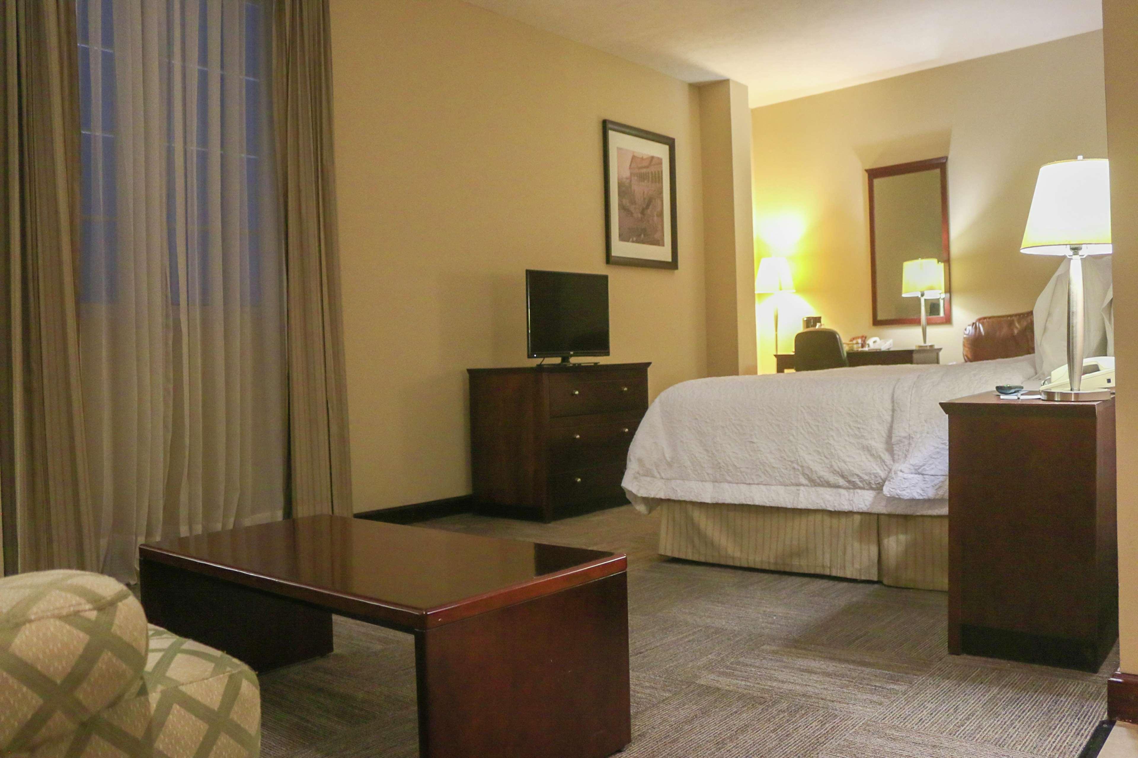 Hampton Inn Tampico Zona Dorada Eksteriør billede