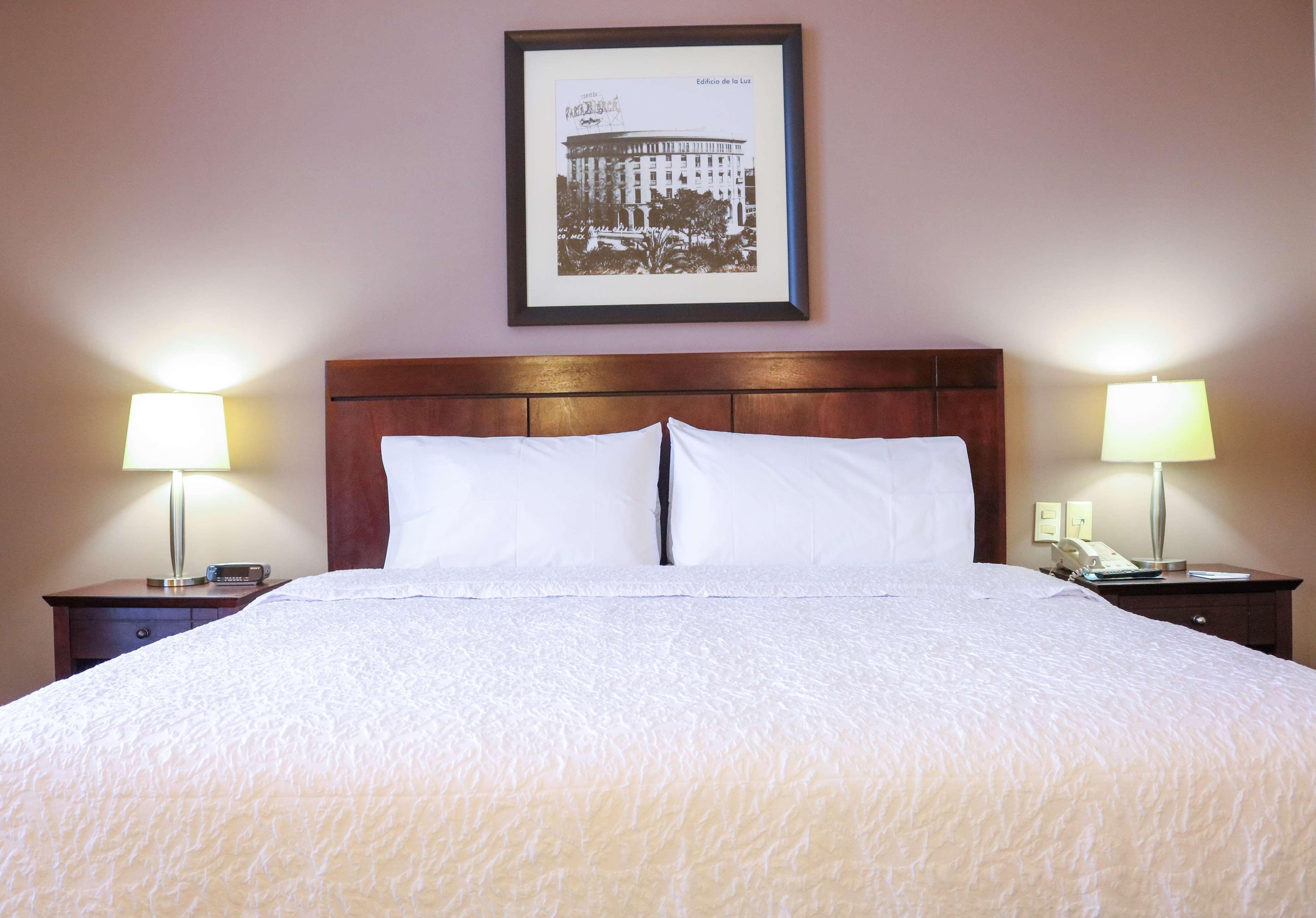 Hampton Inn Tampico Zona Dorada Eksteriør billede
