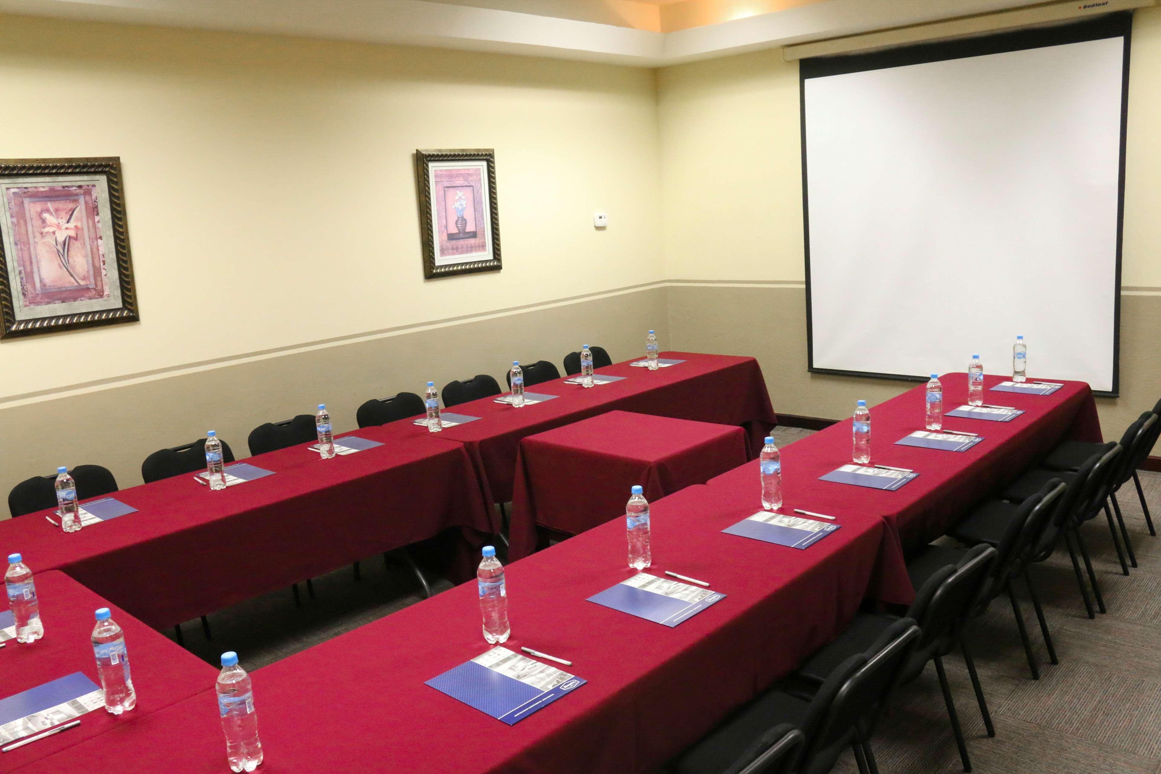 Hampton Inn Tampico Zona Dorada Eksteriør billede