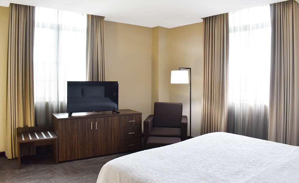 Hampton Inn Tampico Zona Dorada Værelse billede