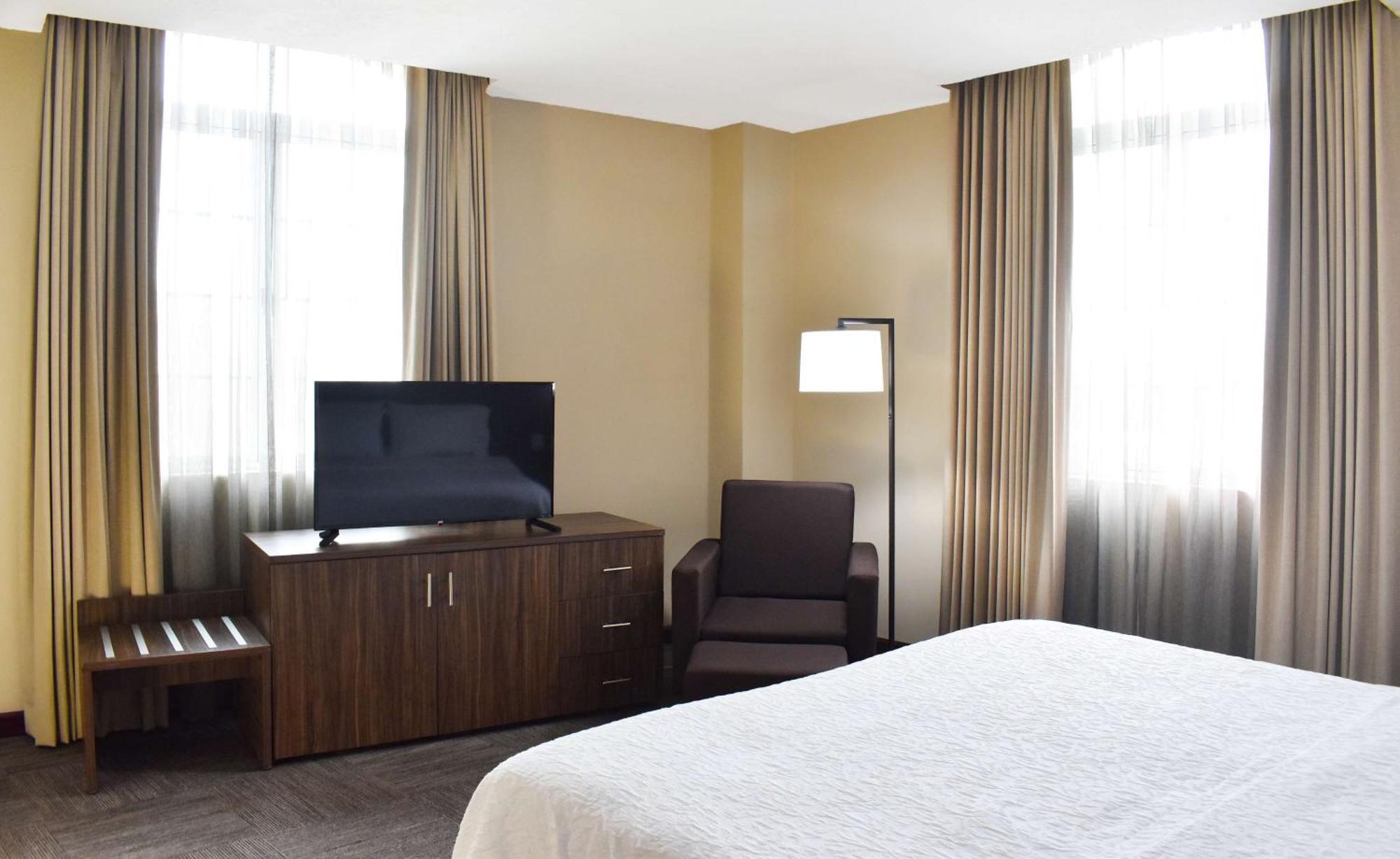 Hampton Inn Tampico Zona Dorada Eksteriør billede