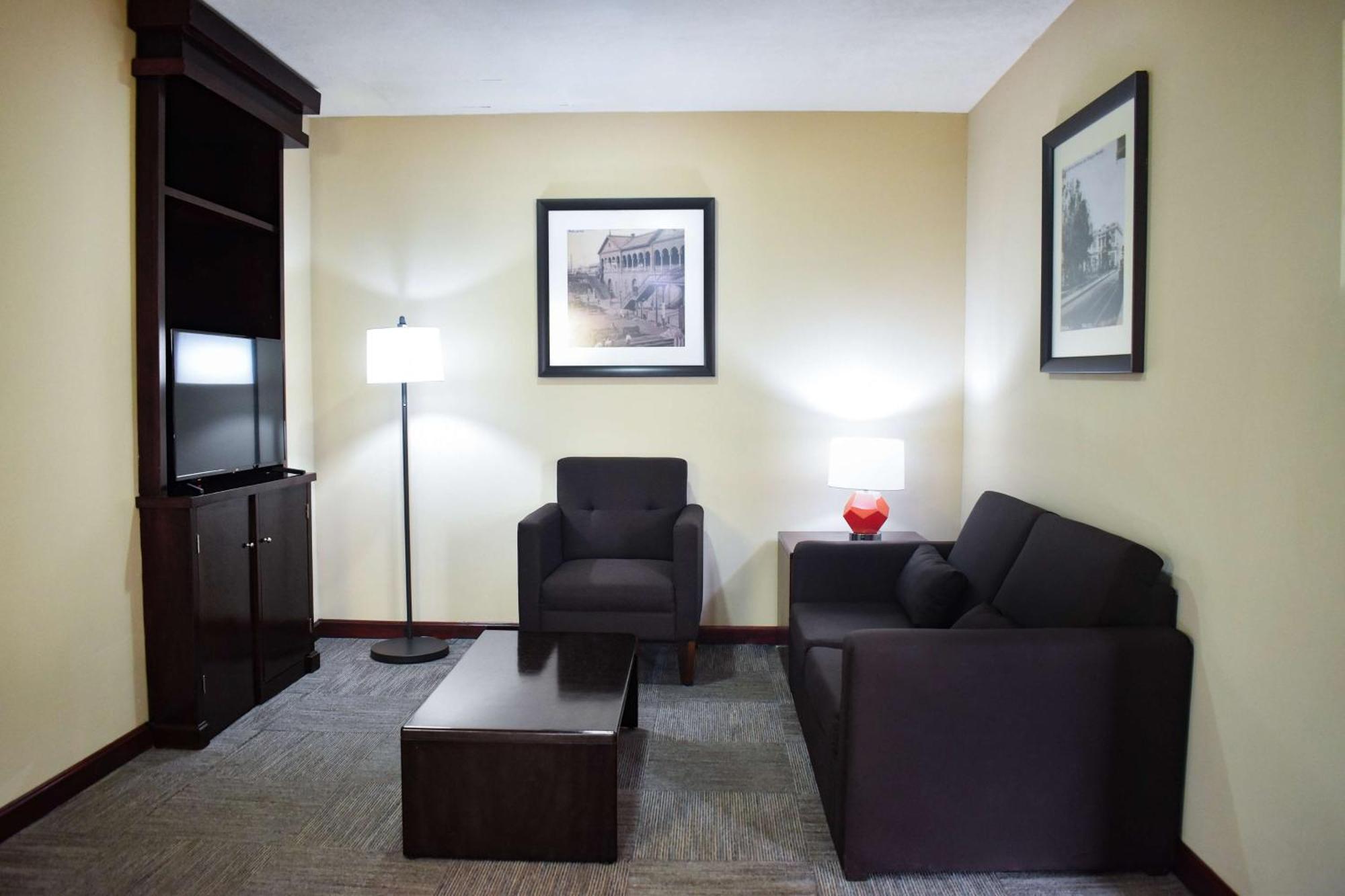 Hampton Inn Tampico Zona Dorada Eksteriør billede
