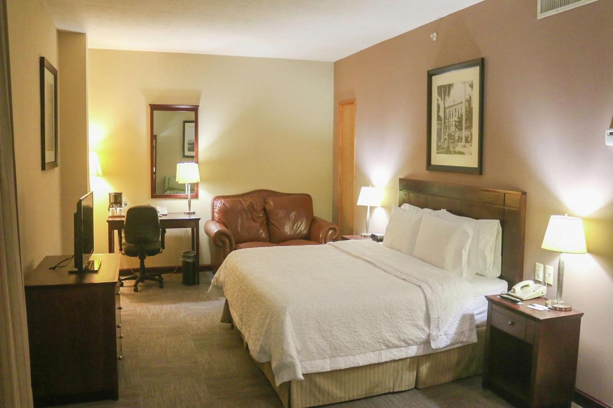 Hampton Inn Tampico Zona Dorada Eksteriør billede