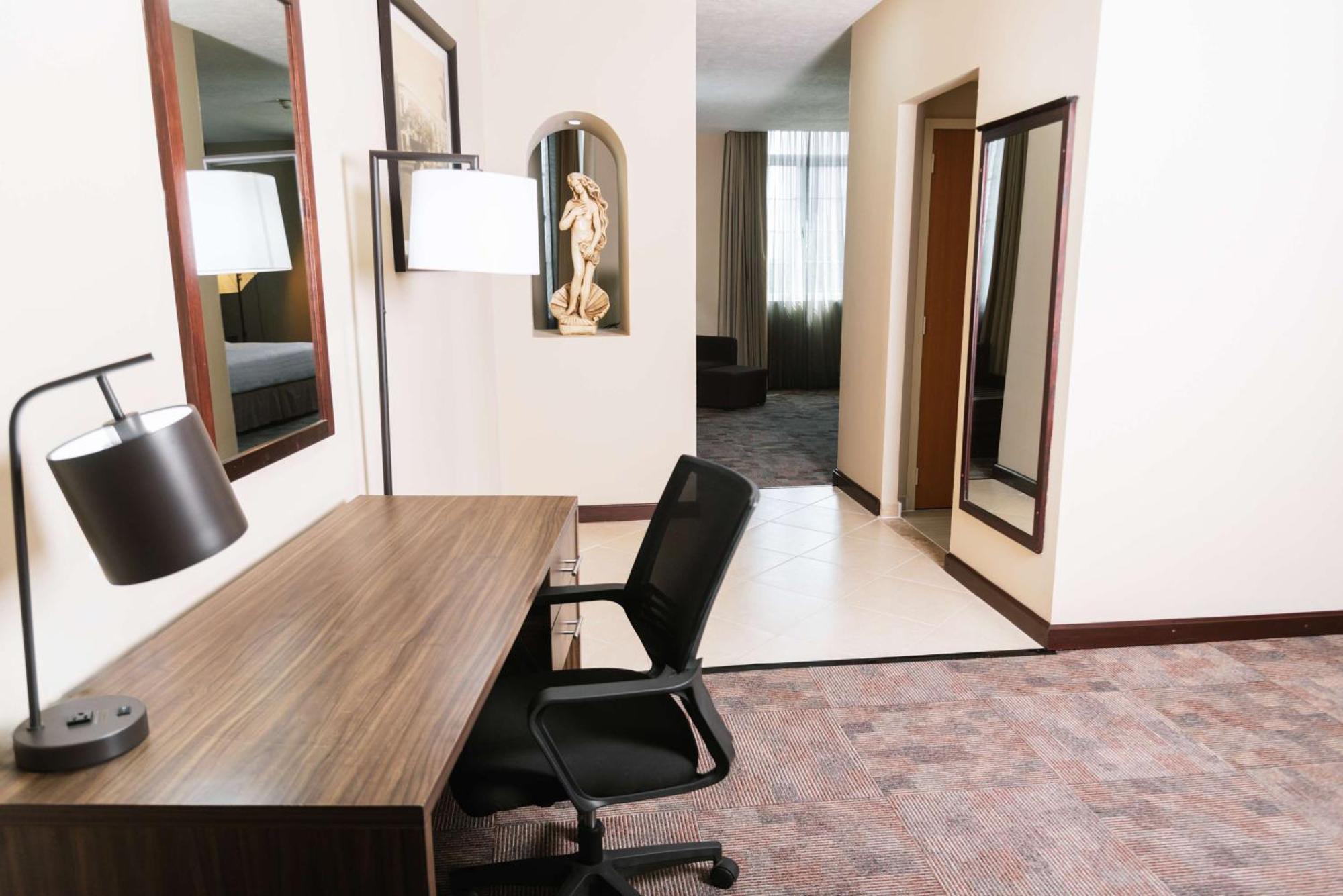 Hampton Inn Tampico Zona Dorada Eksteriør billede