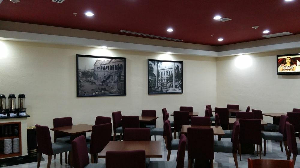 Hampton Inn Tampico Zona Dorada Eksteriør billede